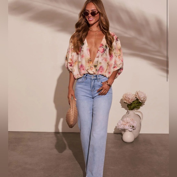 Vici Tops - Vici Summer Affair floral bodysuit
